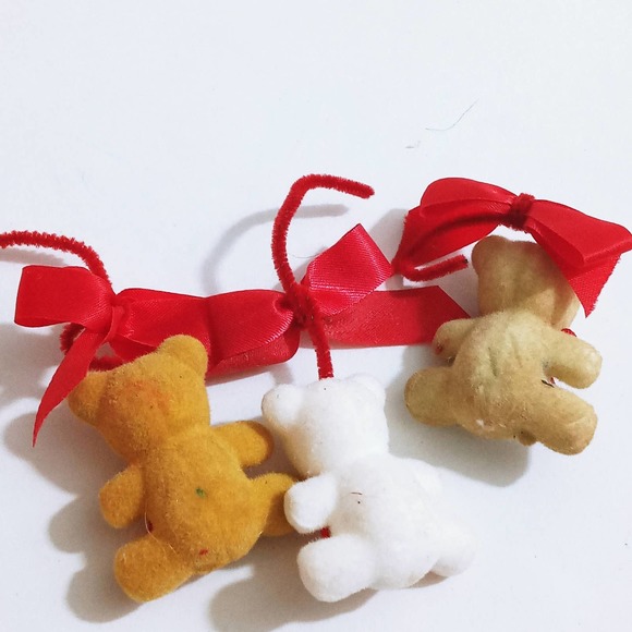 Vintage Flocked Teddy Bears Ornaments Set of 3 Christmas Decorations (z) - Picture 5 of 5